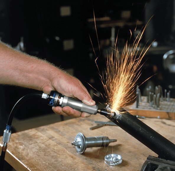 A 206XSV grinding and sparking.