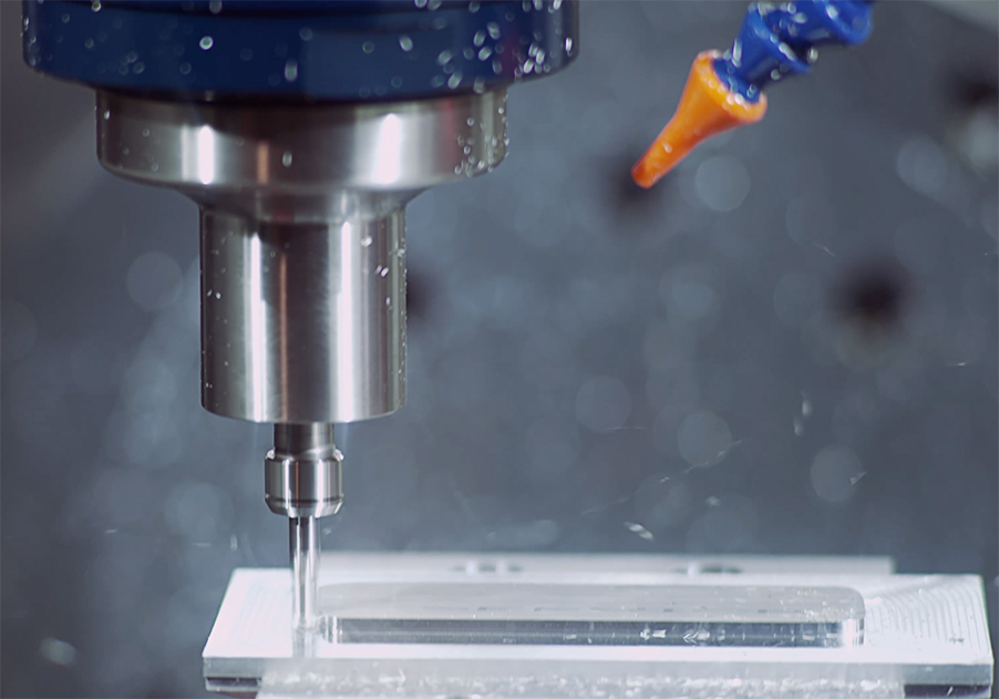 A 650CAT40 milling on a Haas CNC machine.